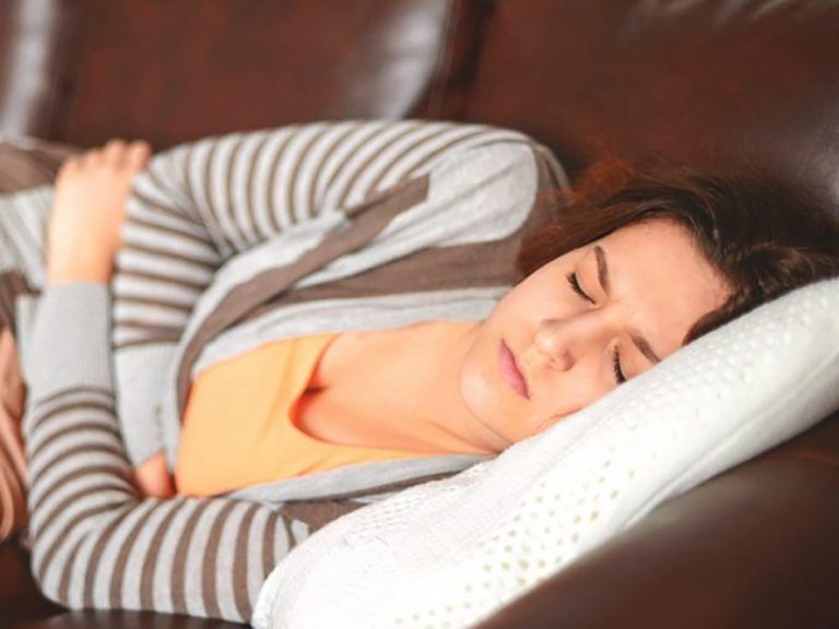 mal di stomaco notturno