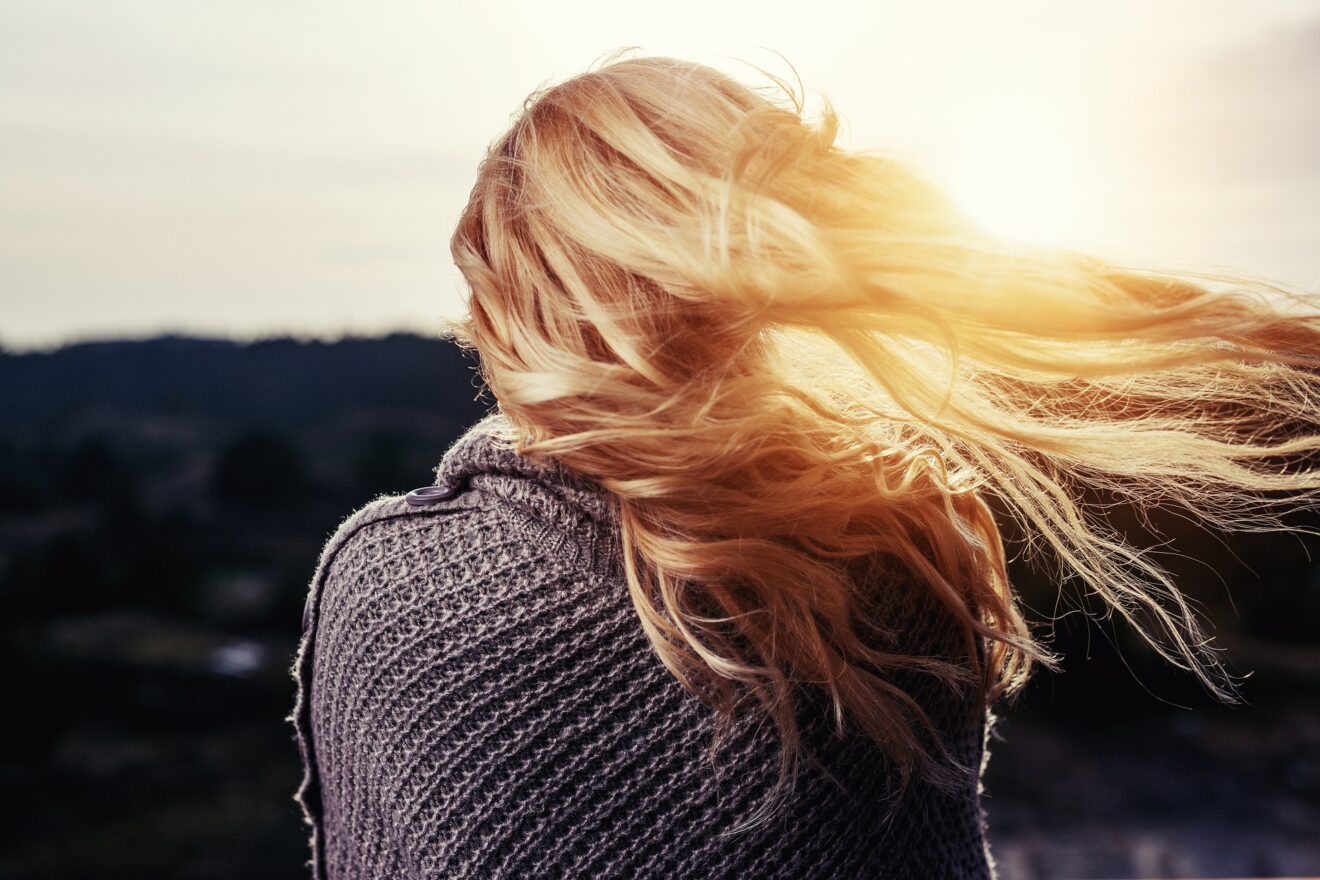 Combatti i capelli secchi con la maschera olio di oliva e miele