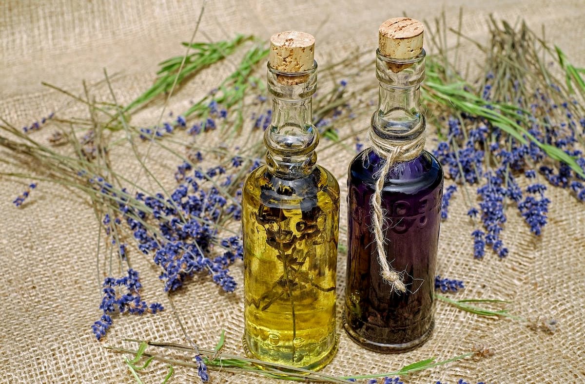 olio essenziale di lavanda