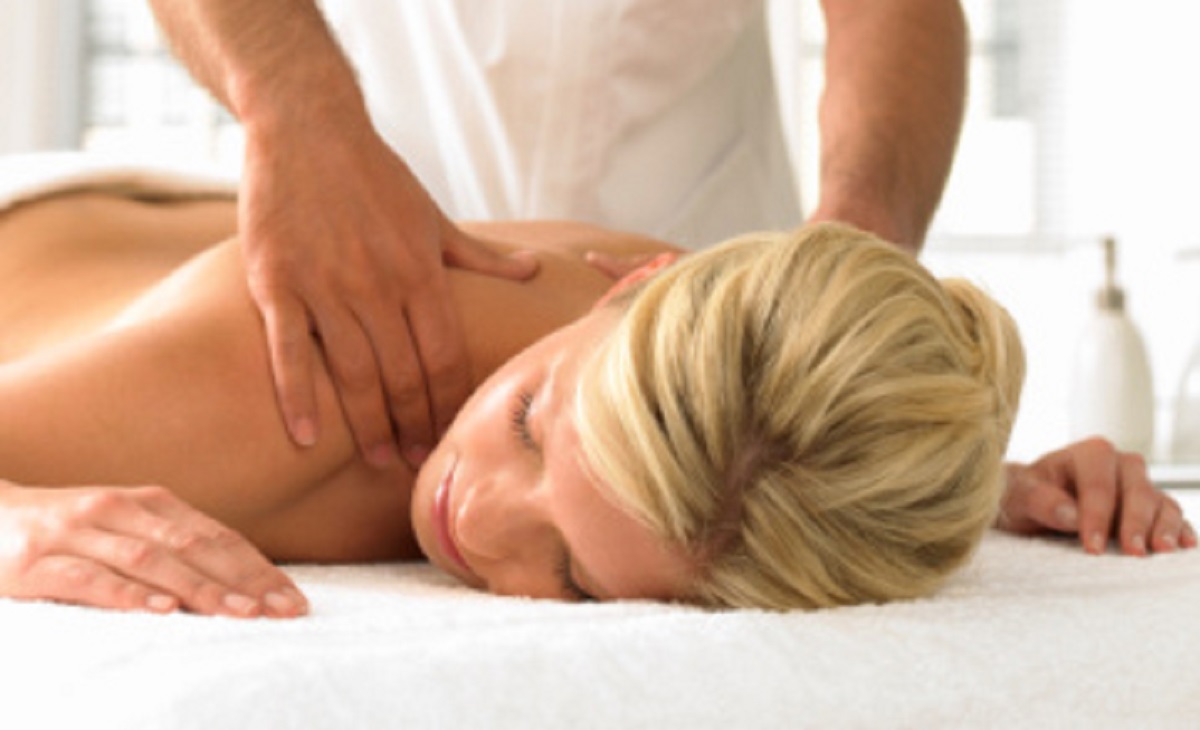 Cos'è e quali sono i benefici del massaggio californiano
