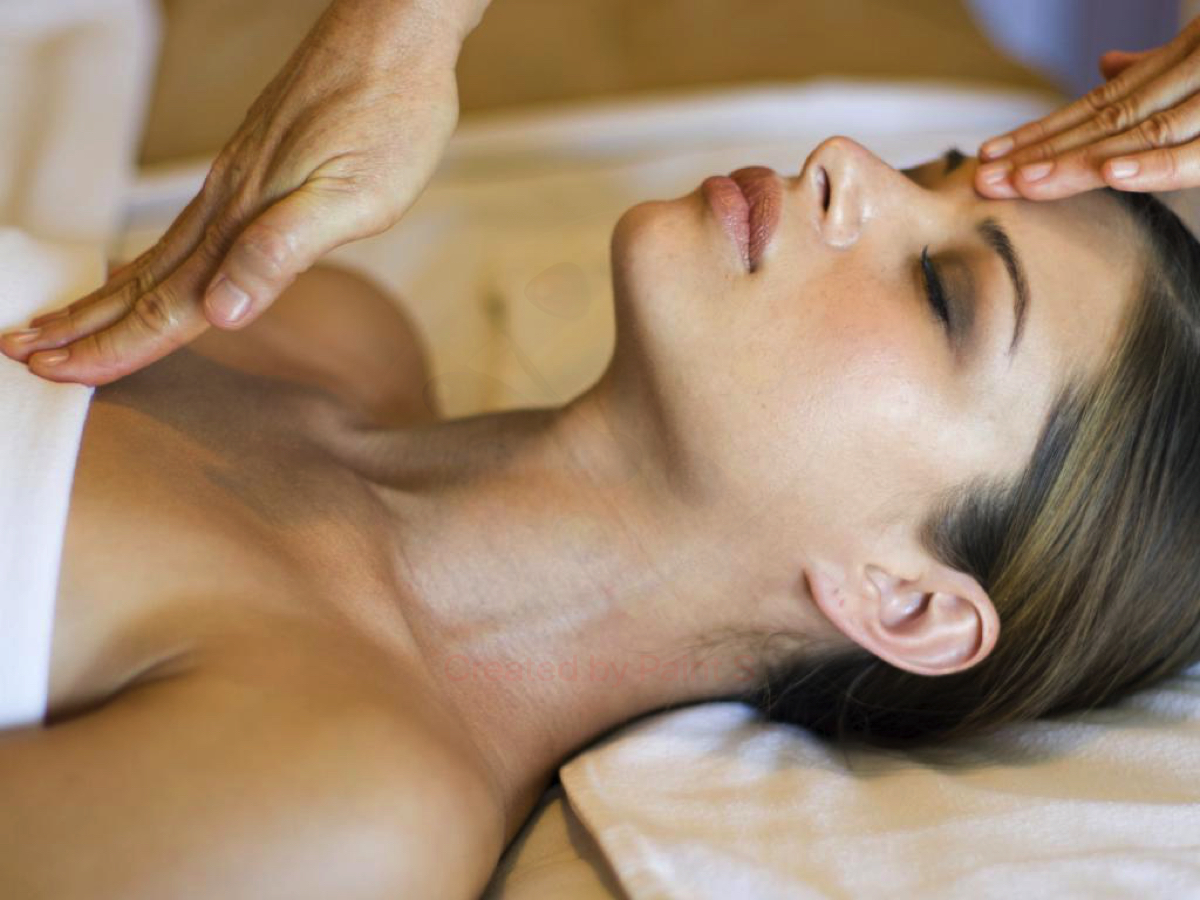 Massaggio reiki: cos'è e i benefici