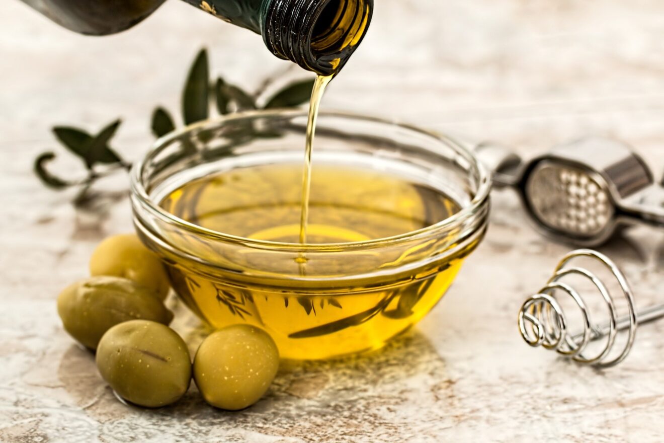 regole per mangiare sano - olio extravergine d'oliva
