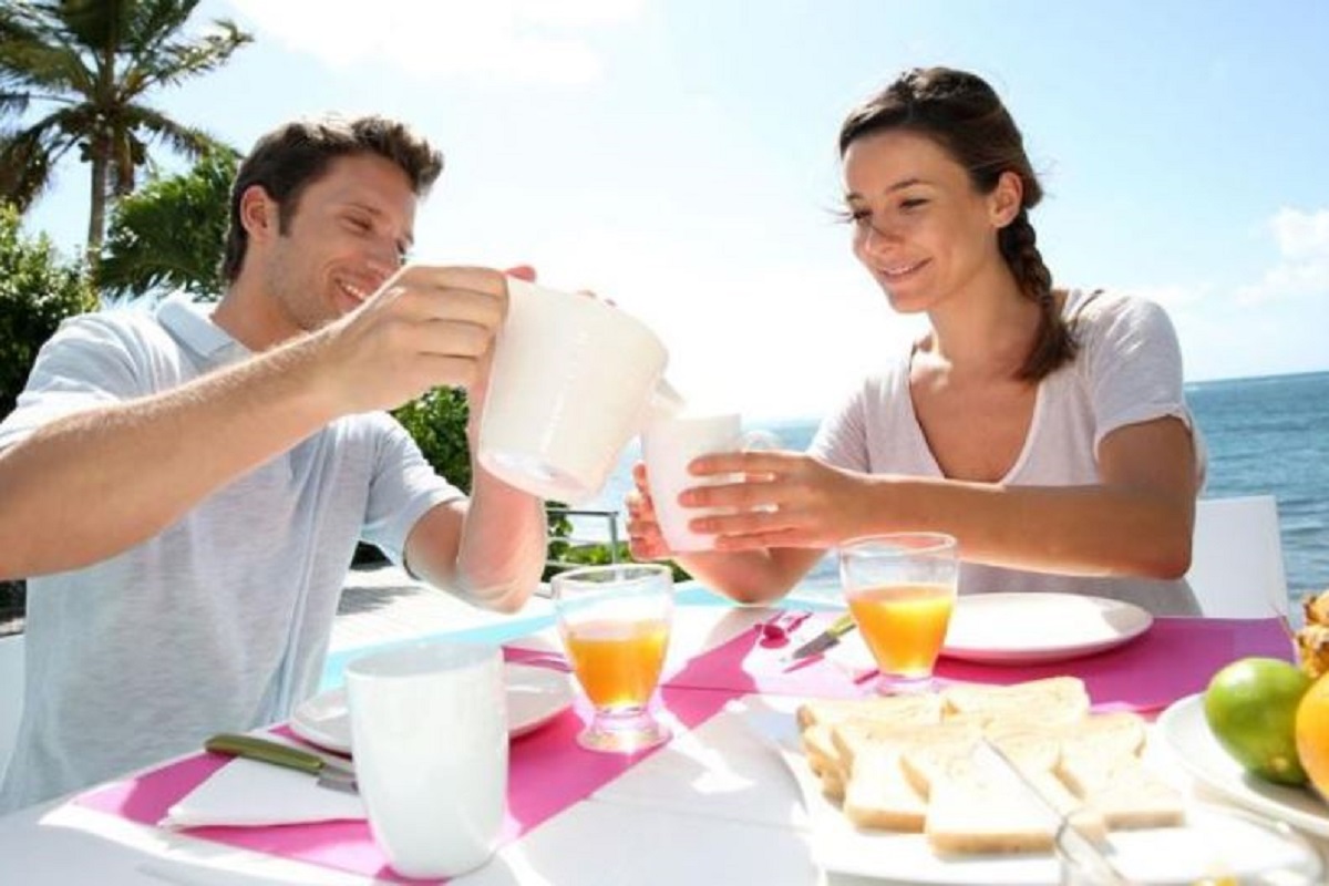 Un'equilibrata colazione estiva dietetica