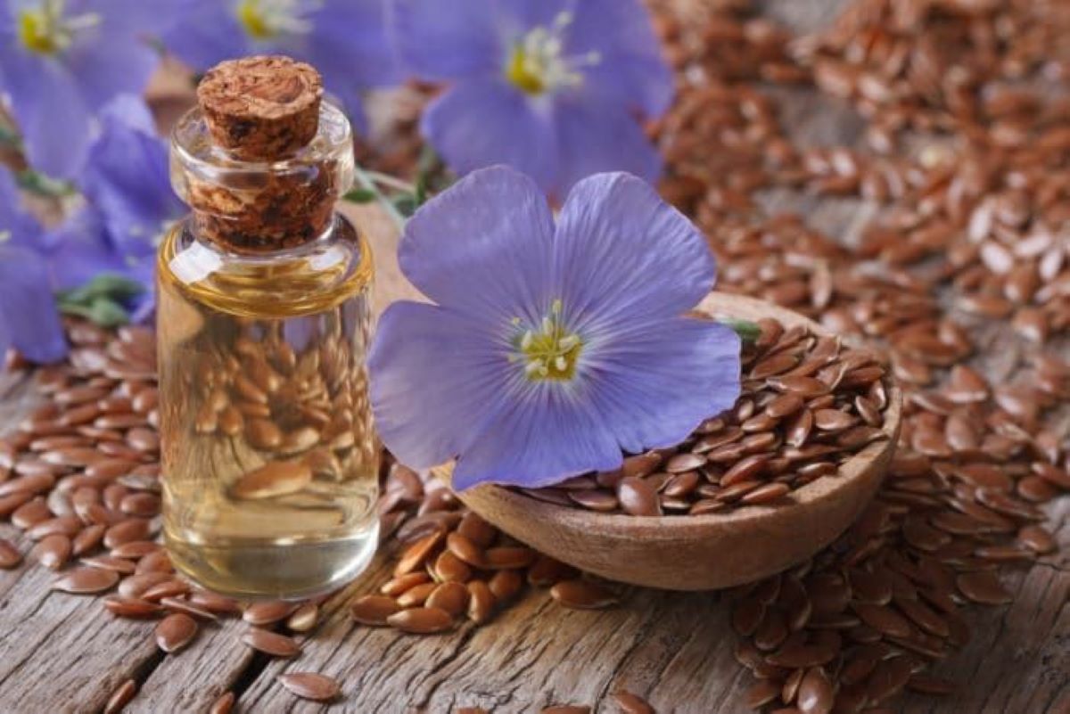 Stitichezza: combatterla con l'olio di semi di lino