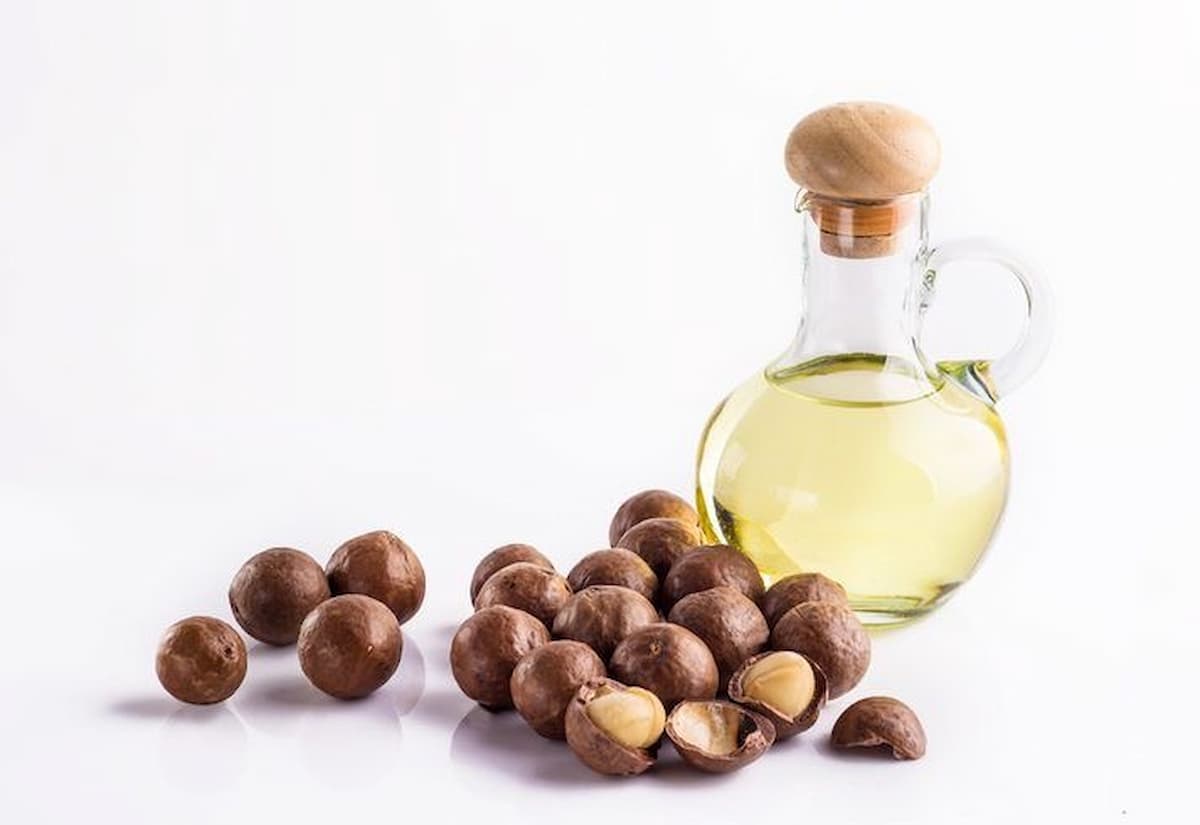 olio macadamia capelli