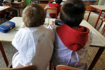 bimbi capaci di capire gli altri gia a 3 anni tutto merito dei neuroni specchio lo studio 2