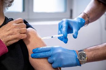 covid oms senza vaccini 4 milioni di morti in europa salvate 14 milioni di vite 2