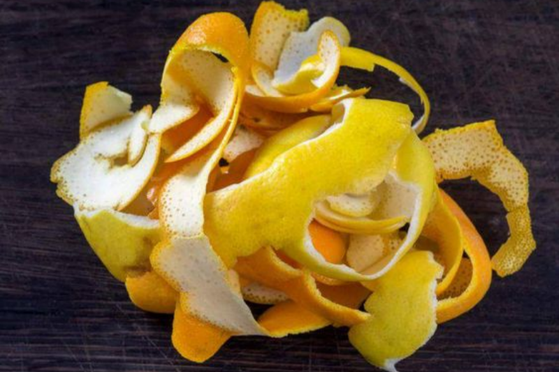 Come riutilizzare le bucce di limone: 3 idee creative