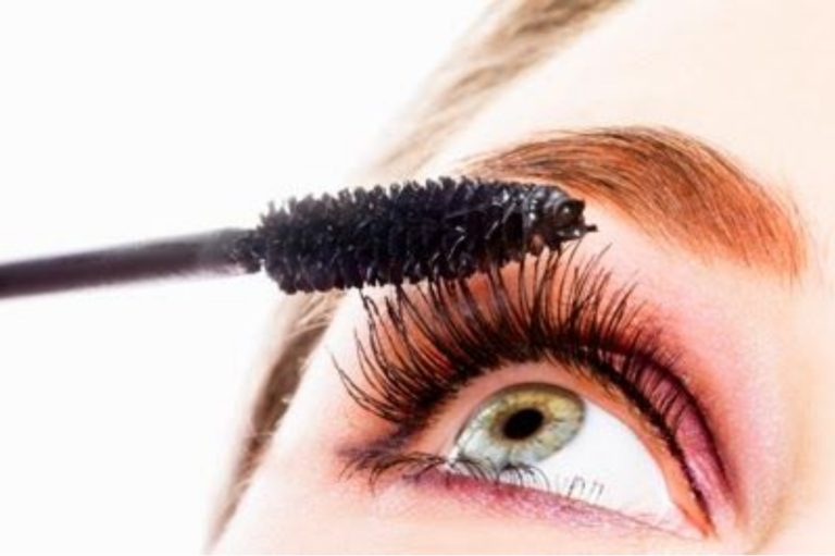 Come recuperare un mascara secco: 3 rimedi