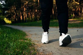 siesta bocciata camminare senza correre dopo mangiato fa bene 2