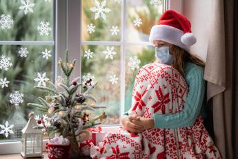 covid e influenza natale a letto per un milione di italiani cosa fare i consigli degli esperti 2