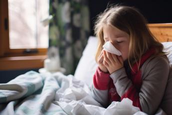 influenza casi in sensibile aumento 884mila in ultimi 7 giorni 2