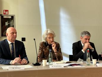 europa donna bene ok aifa a rimborso terapia cancro seno metastatico her2 low 2