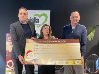 malattie rare 51mila euro ad aisla da galbusera nella giornata dellabbraccio 2
