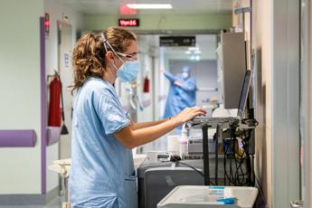 per gli italiani gli investimenti nella salute sono prioritari rispetto al lavoro 2