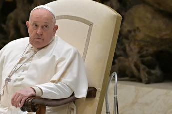 papa francesco lo pneumologo non spaventa che gli manchi il fiato dopo uninfezione 2