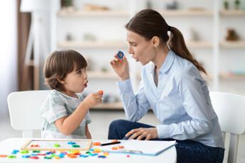 in italia 1 mln di caregiver al fianco di chi ha disturbi del linguaggio 2