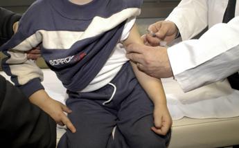giornata meningite pediatra rongai nel lazio copertura ferma al 73 2