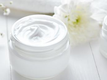 allarme dermatologi per abuso creme antibiotiche oltre 278 mln dosi lanno 2