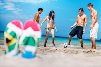 dal padel al beach volley come evitare infortuni da super attivita estiva 2