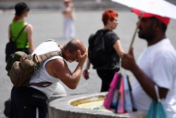 caldo oggi bollino giallo ad ancona e bologna domani a roma e in altre 5 citta 2