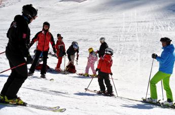 natale per sci e snowboard alto tasso infortuni allenare muscoli e cuore 2