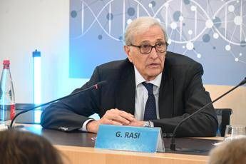 farmaci rasi in italia soluzione modello per incentivare nuovi antibiotici 2