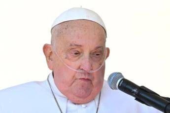 papa francesco lo pneumologo uscire con lossigeno migliaia di persone lo fanno 2
