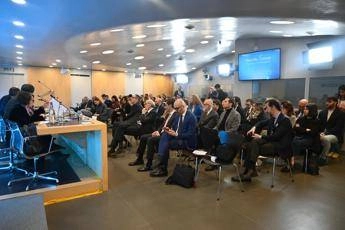 sanita gli italiani si fidano ancora del ssn ma sono costretti al privato dalle liste dattesa 2
