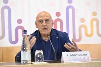 agostiniani sip sempre piu fragili per dipendenza digitale fenomeno esplosivo 2