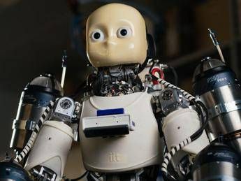 per gli sos arriva ironcub3 il primo robot umanoide volante 2