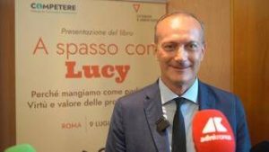 alimentazione paganini competere lucy ci ricorda che non possiamo rinunciare alle proteine animali 2