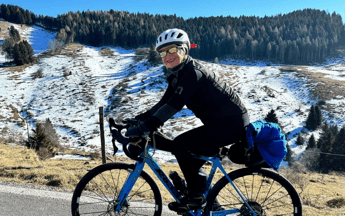 tumori al via sulle altezze del coraggio sfida sportiva in bici come medicina 2