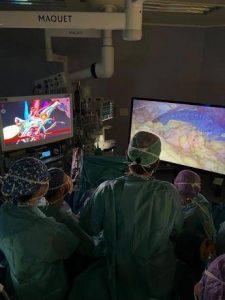 tumori mandibola ricostruita con un osso della gamba nel milanese 3