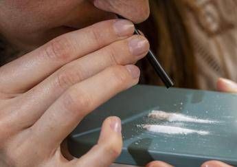 dalla cocaina rosa alla ketamina ecco i rischi dello sballo nelle notti estive 2