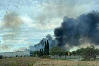 incendi 700 nel 2025 e 320 km quadrati in fumo da iss consigli salva aria 2