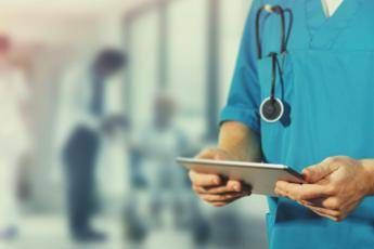 esami medici e cartelle cliniche online il fasciolo sanitario cosa cambia domani 2