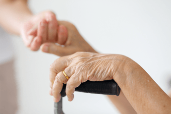 in italia 7 mln di caregiver familiari molti rischiano sindrome da burnout 2