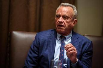 no a vaccino unico per morbillo parotite rosolia e varicella lalert degli esperti di kennedy jr 2