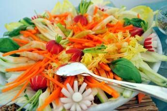 pancia gonfia dopo i pasti verdure e non solo quali possono essere le cause 2