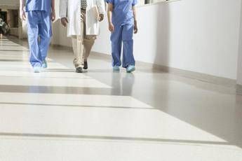 ordini medici 40mila camici bianchi in pensione entro il 2030 servono risorse 2