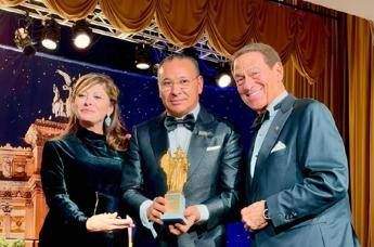 sanita a kamel ghribi il premio dea roma al gala del niaf 2