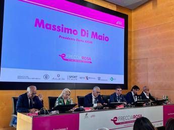 torna frecciarosa da 15 anni prevenzione cancro seno viaggia in treno 2