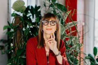 da smog a cosmetici pelle sotto attacco dei perturbatori endocrini ecco cosa accade e come difendersi 2