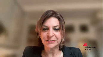 fumo giulia veronesi campagna per aumento prezzo sigarette iniziativa di sanita pubblica 2