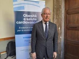 cardiologo perrone filardi curare obesita riduce infarto ictus e ricoveri 2