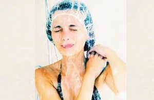 doccia tutti i giorni non sempre fa bene rischio prurito pelle screpolata e micro taglietti 2