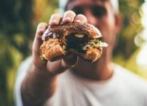 i cibi ultraprocessati riducono fertilita maschile e crescita degli embrioni lo studio 2