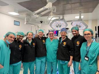 a roma doppio intervento da record ricostruita vescica e impianto di protesi peniena 2