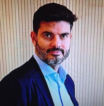 rigurgito acido disfagia e in alcuni casi tosse persistente voce rauca o mal di gola cose lesofago di barrett 2